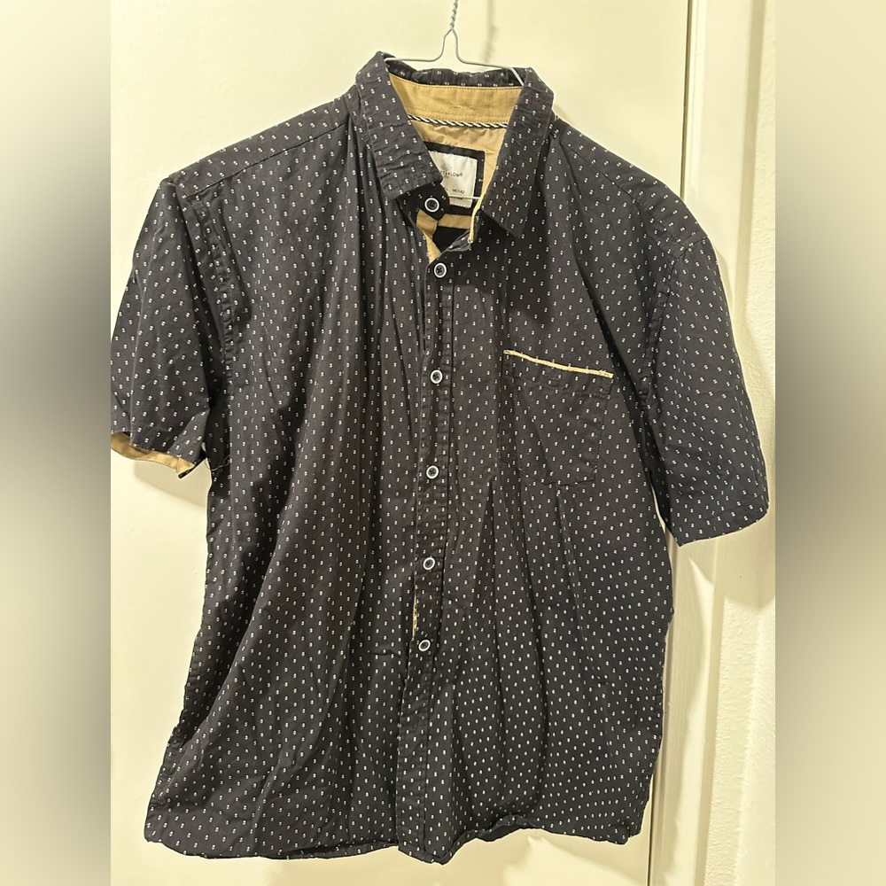 mens large button up short sleeve shirt